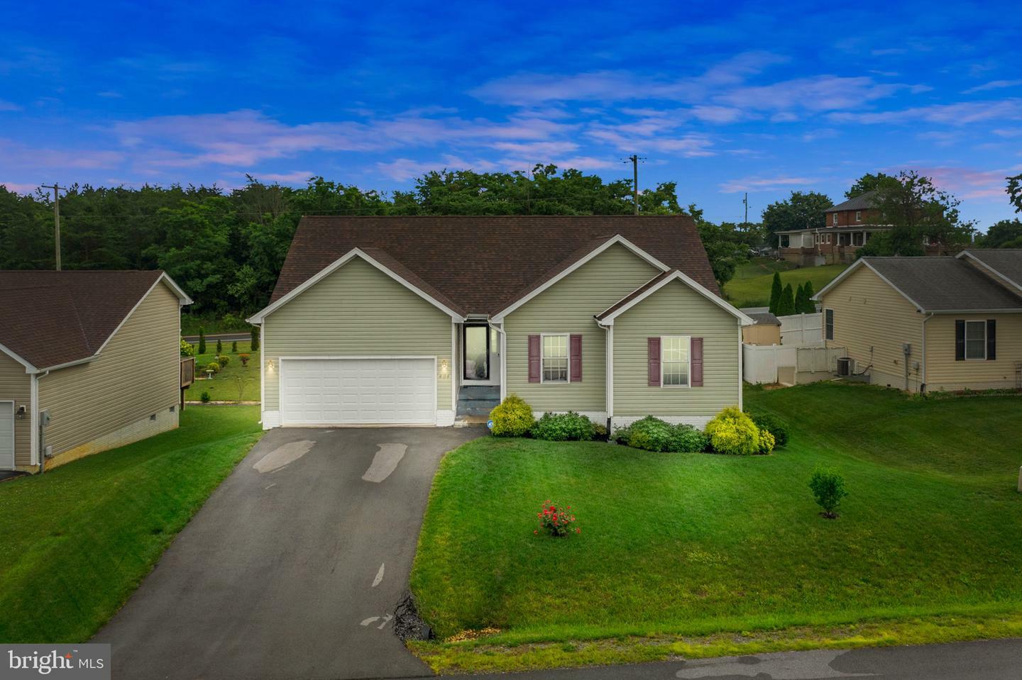 Property Photo: 494 Ives Street WV 25405