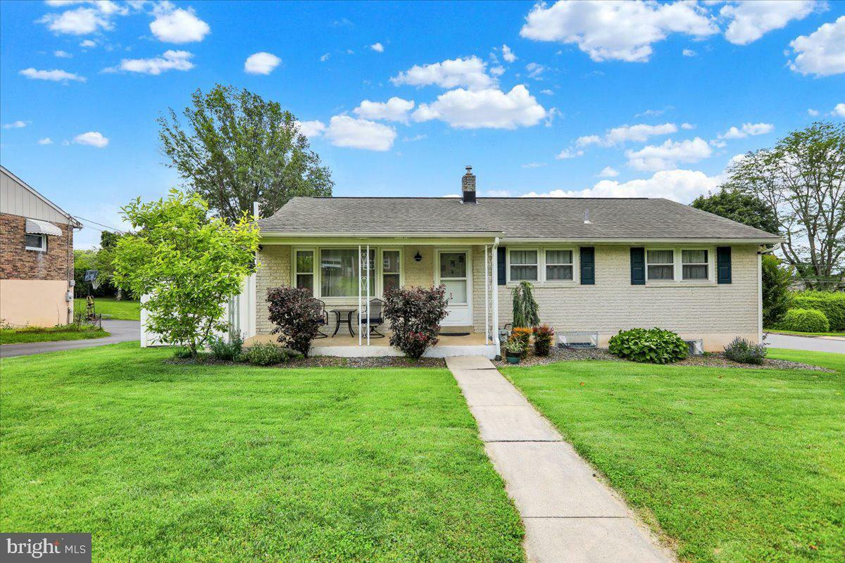 1058 Laurelee Avenue  Reading PA 19605 photo