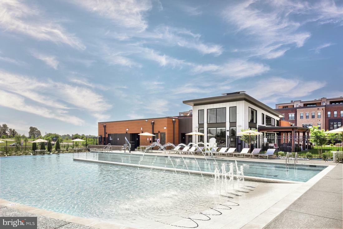 Property Photo: 43454 Founder Park Ter VA 20148