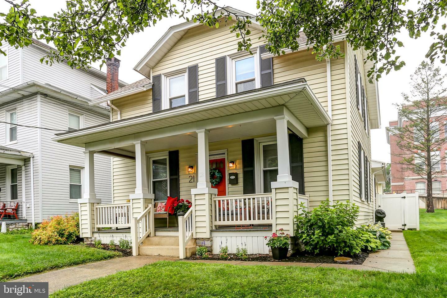 21 E Areba Avenue  Hershey PA 17033 photo