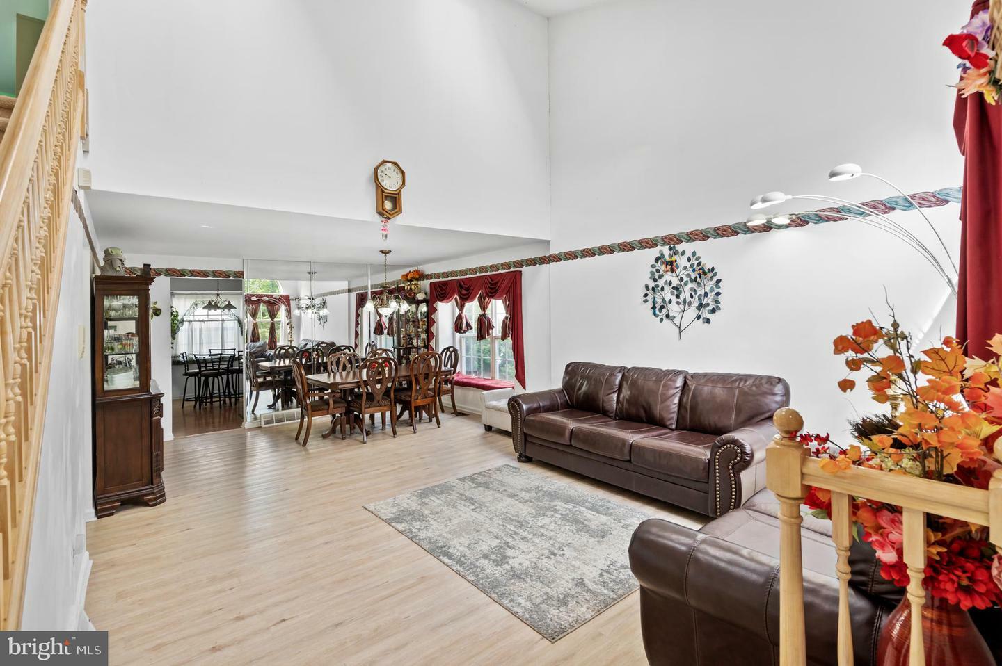 Property Photo: 510 Laura Lane PA 19116