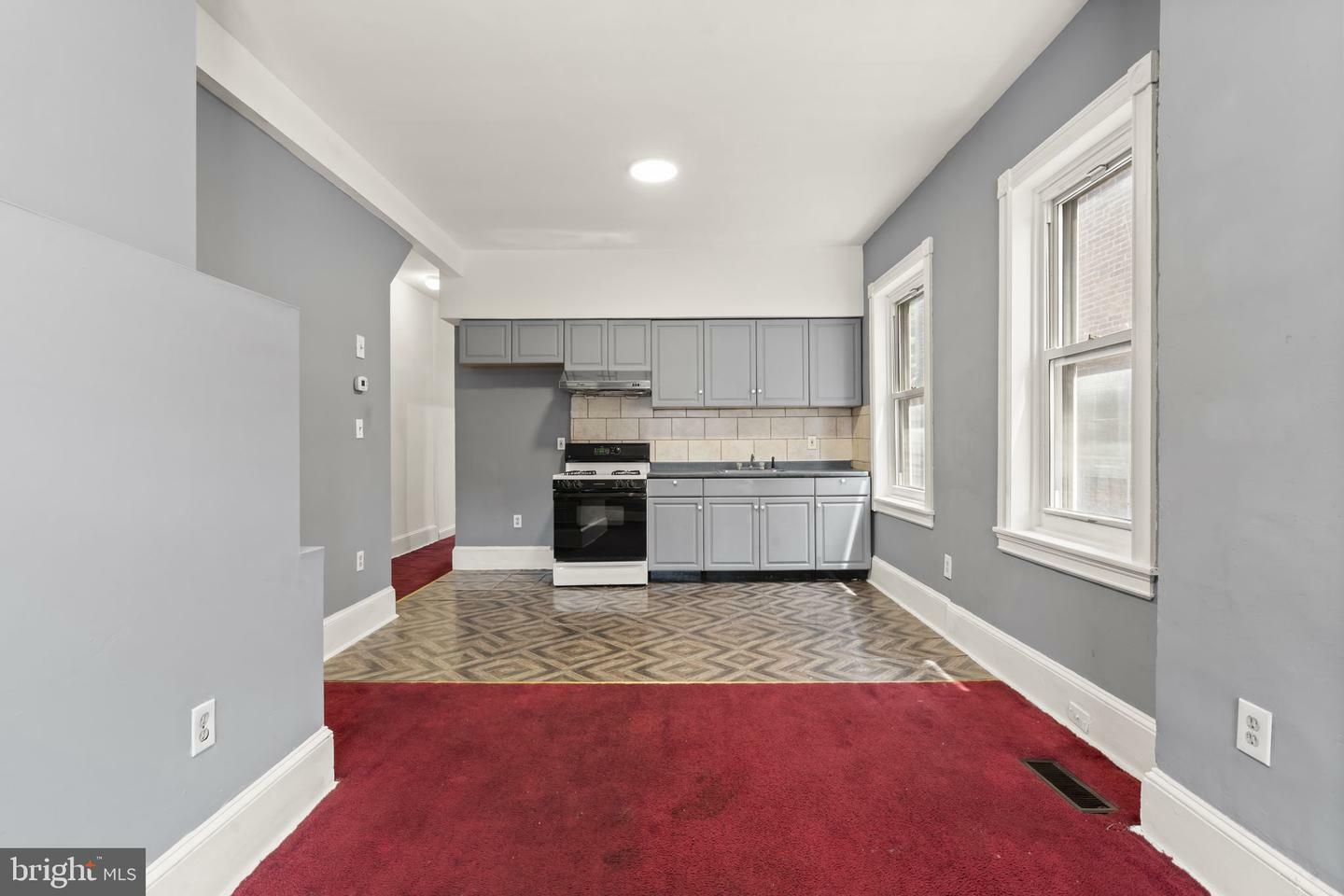 Property Photo: 127 E Wellens Avenue PA 19120