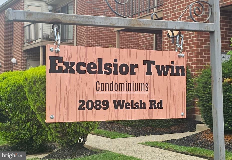 Property Photo: 2089 Welsh Road J1 PA 19115