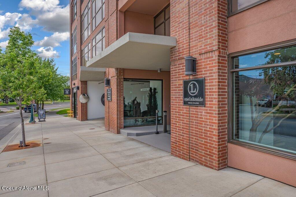 Property Photo: 201 N 1st St #1006 ID 83814