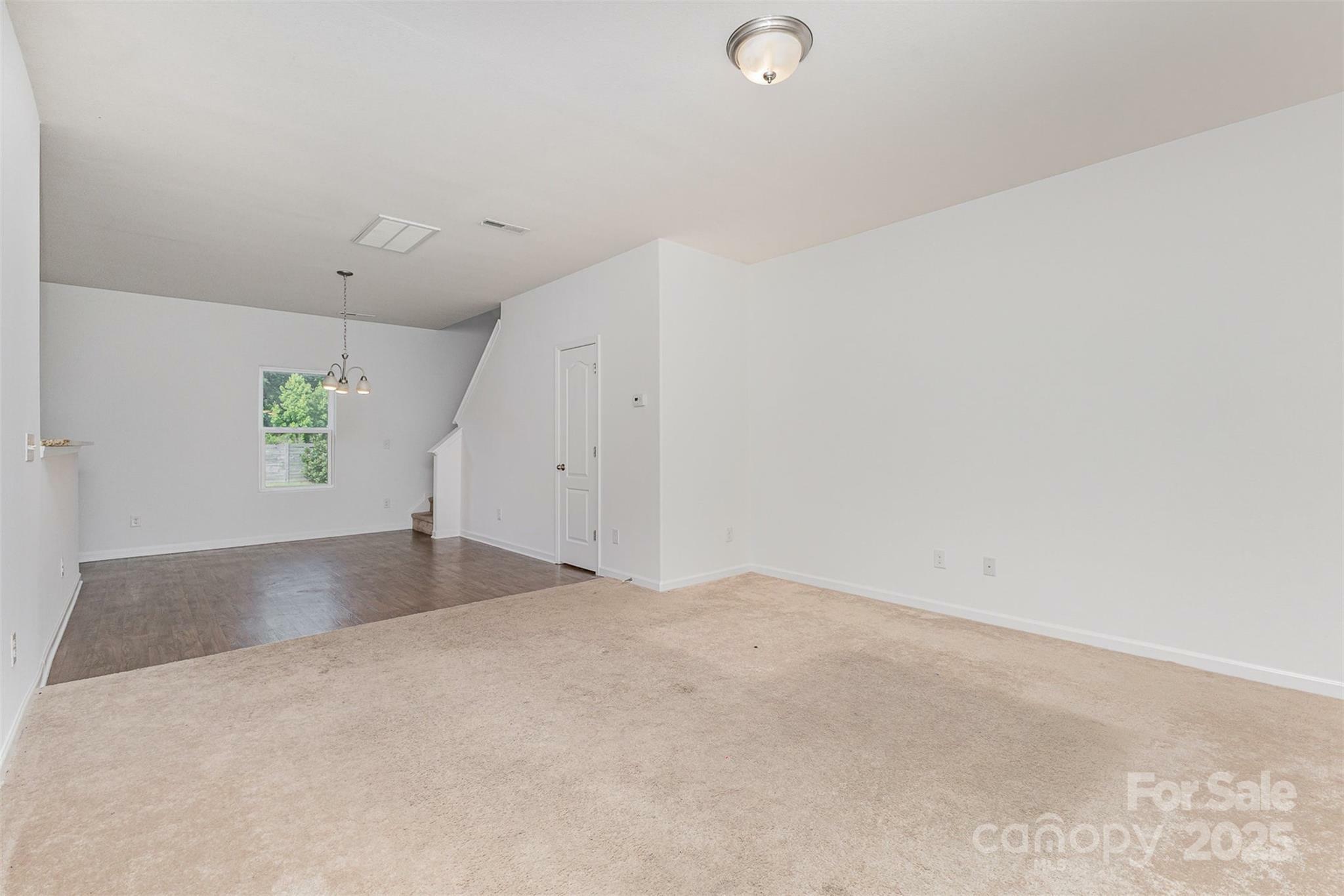Property Photo: 1404 Waylon Avenue NC 28054
