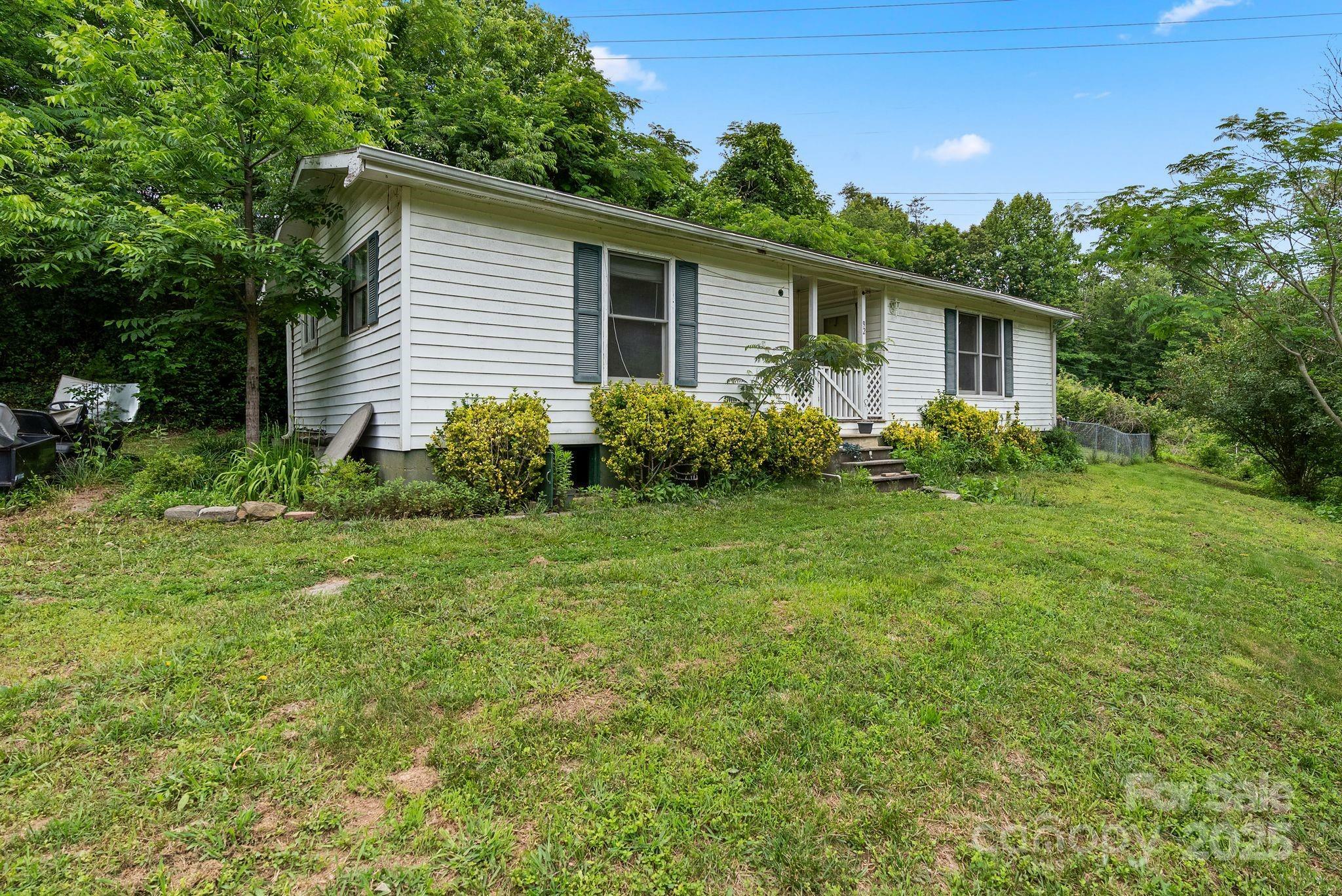 Property Photo: 92 Flynn Branch Road NC 28804