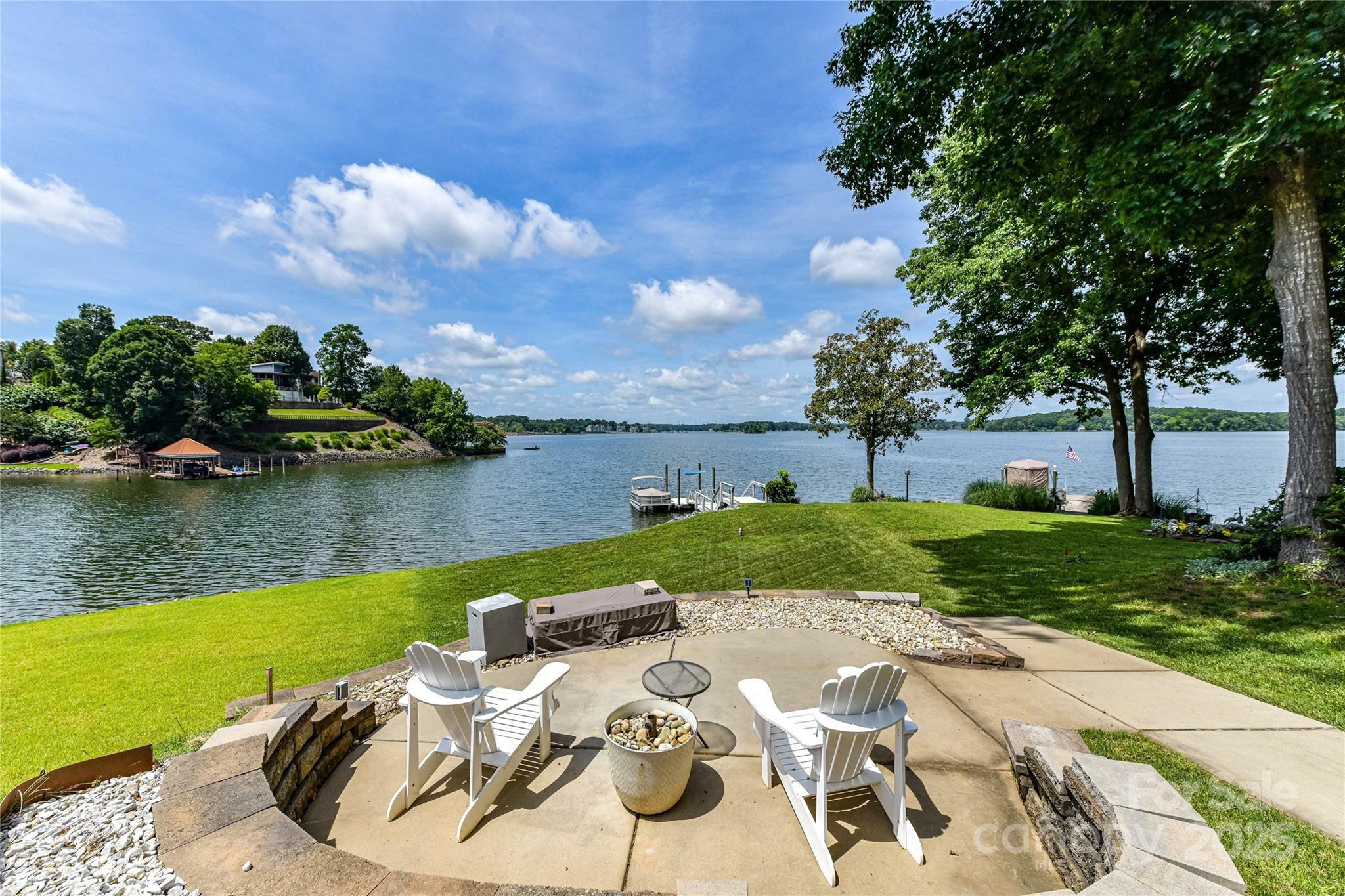7010 Coventry Court  Tega Cay SC 29708 photo