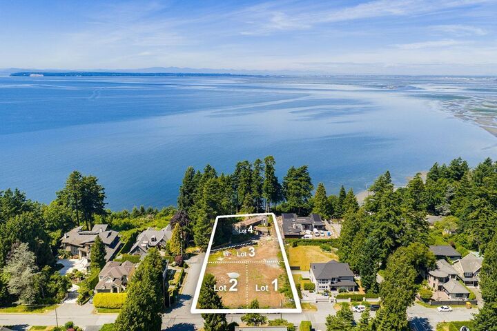Property Photo:  12585 15 Avenue  BC V4A 1K1 