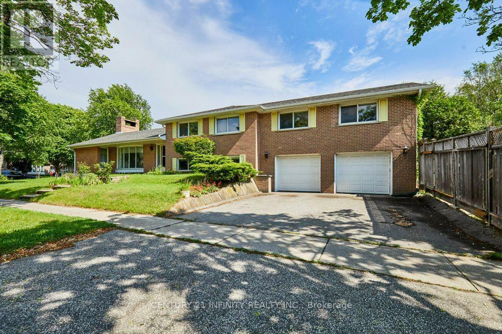 Property Photo: 1 Goodland Gate ON M1S 1V4