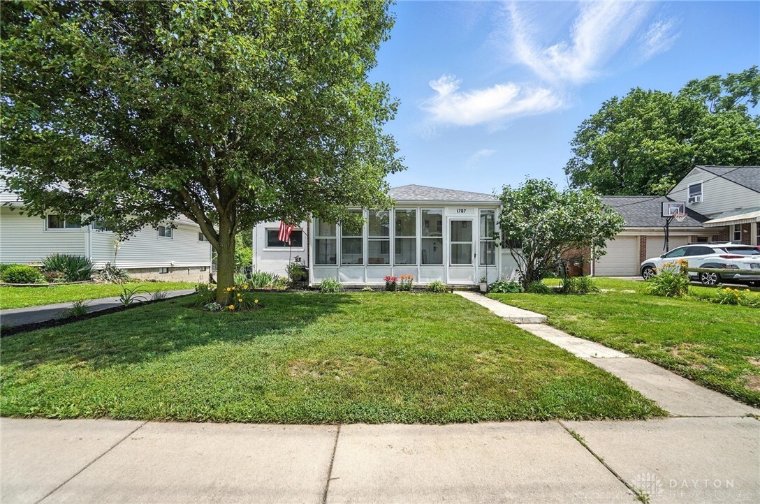 Property Photo: 1707 Broadway OH 45356