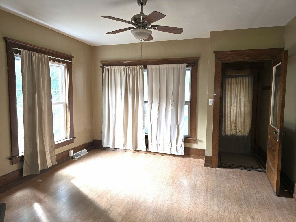 Property Photo: 1051-1053 W 9th Street PA 16502
