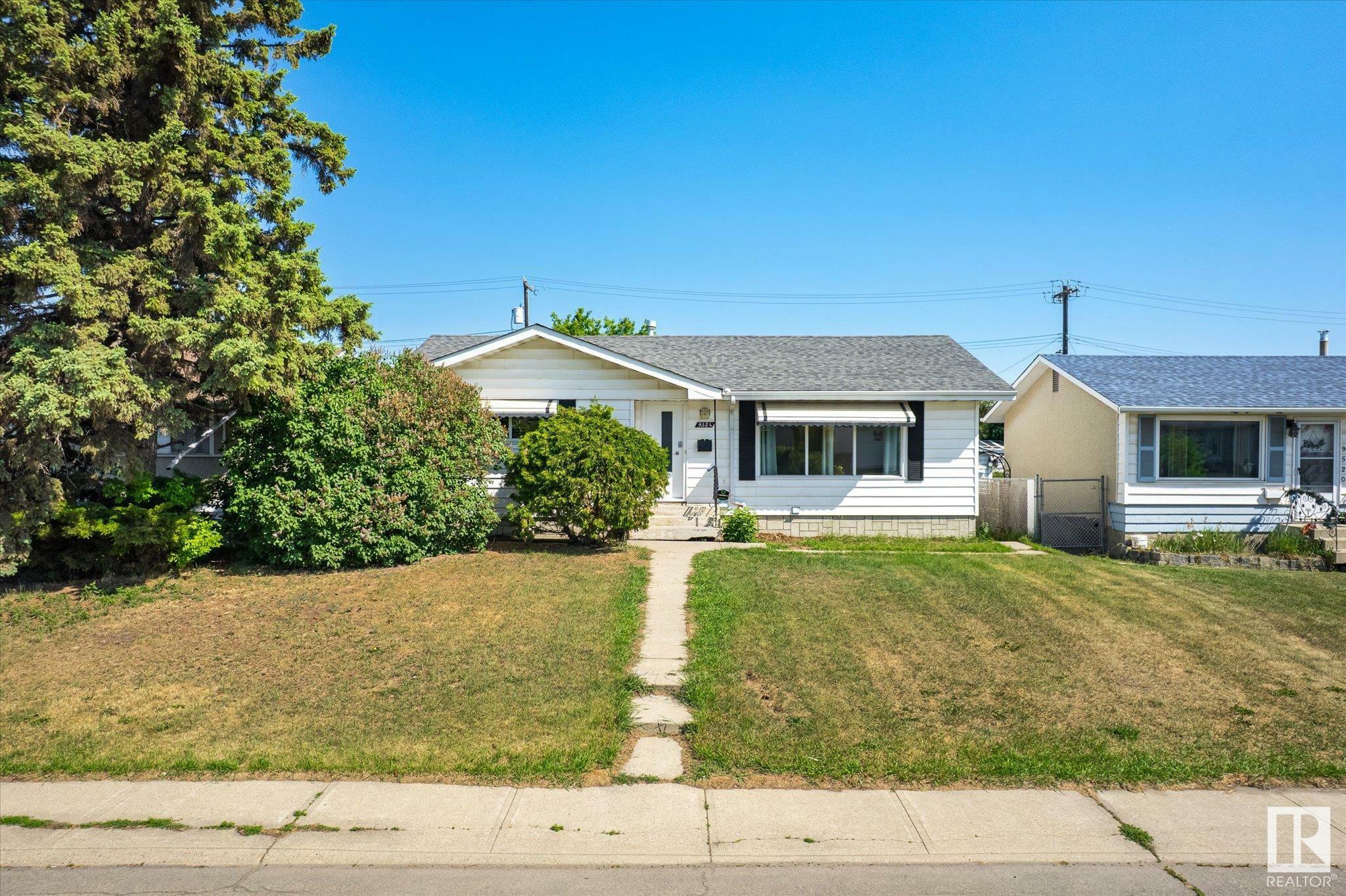 Property Photo: 9524 134 Avenue NW AB T5E 1H7