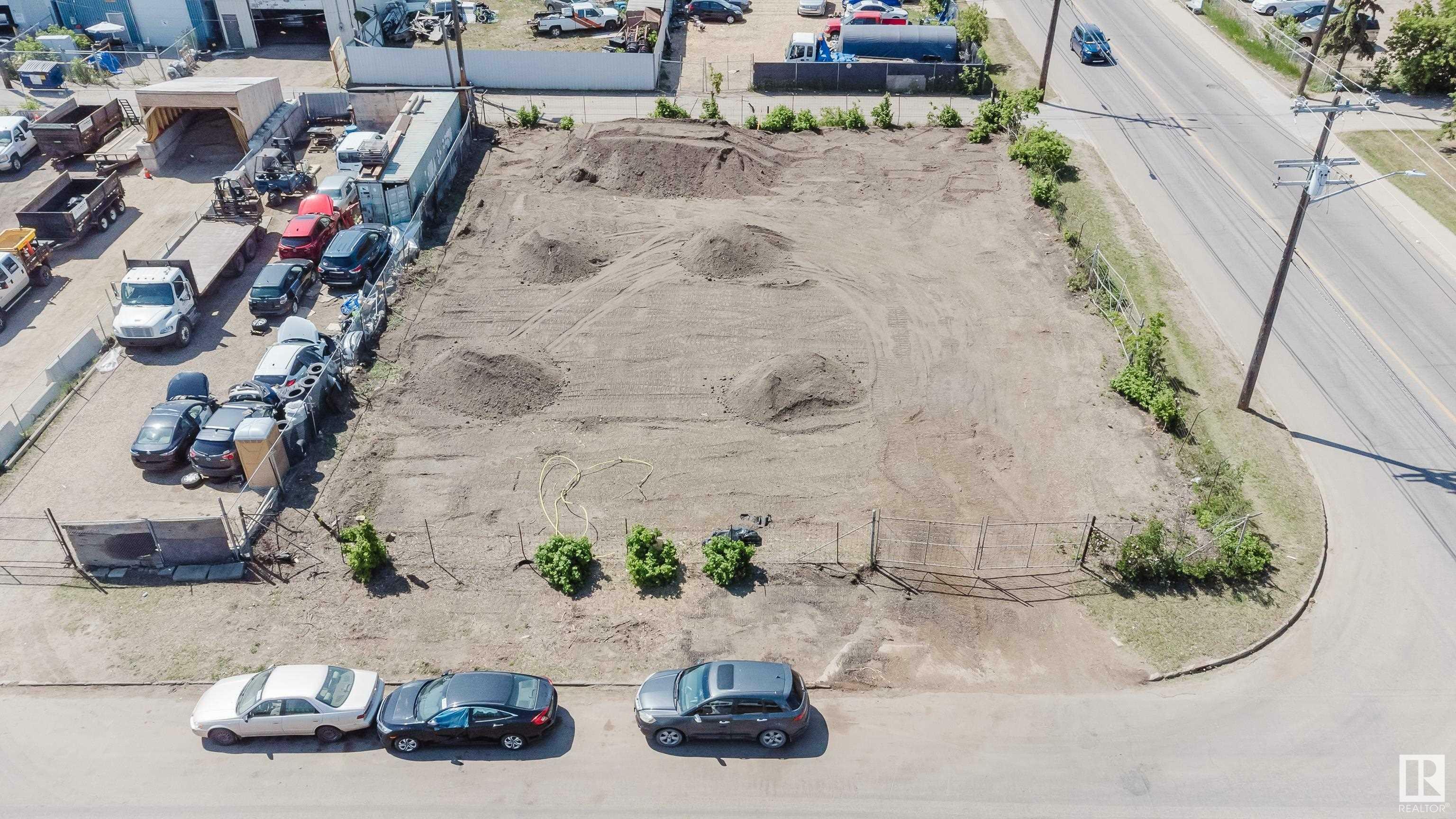 5405 129 Avenue NW  Edmonton AB T5A 0A3 photo