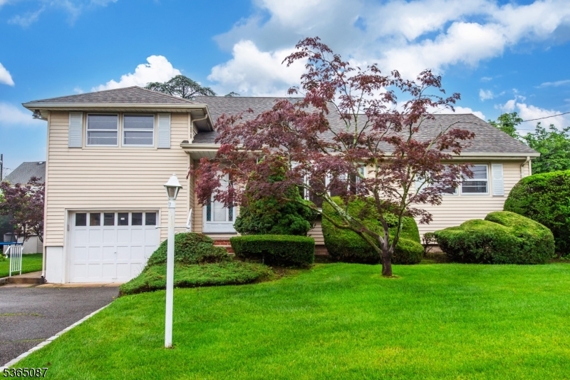 Property Photo: 6 Rutgers Pl NJ 07013
