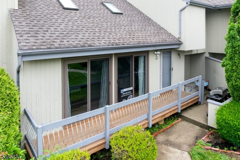Property Photo:  29 Woodhill St 132  NJ 08873 