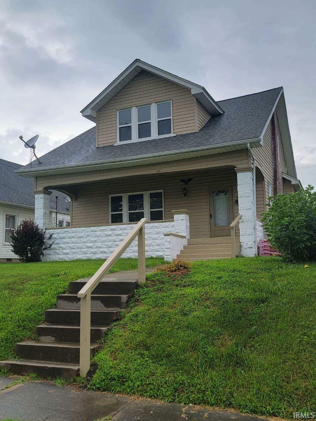 219 W Cherry Street  Oakland City IN 47660 photo