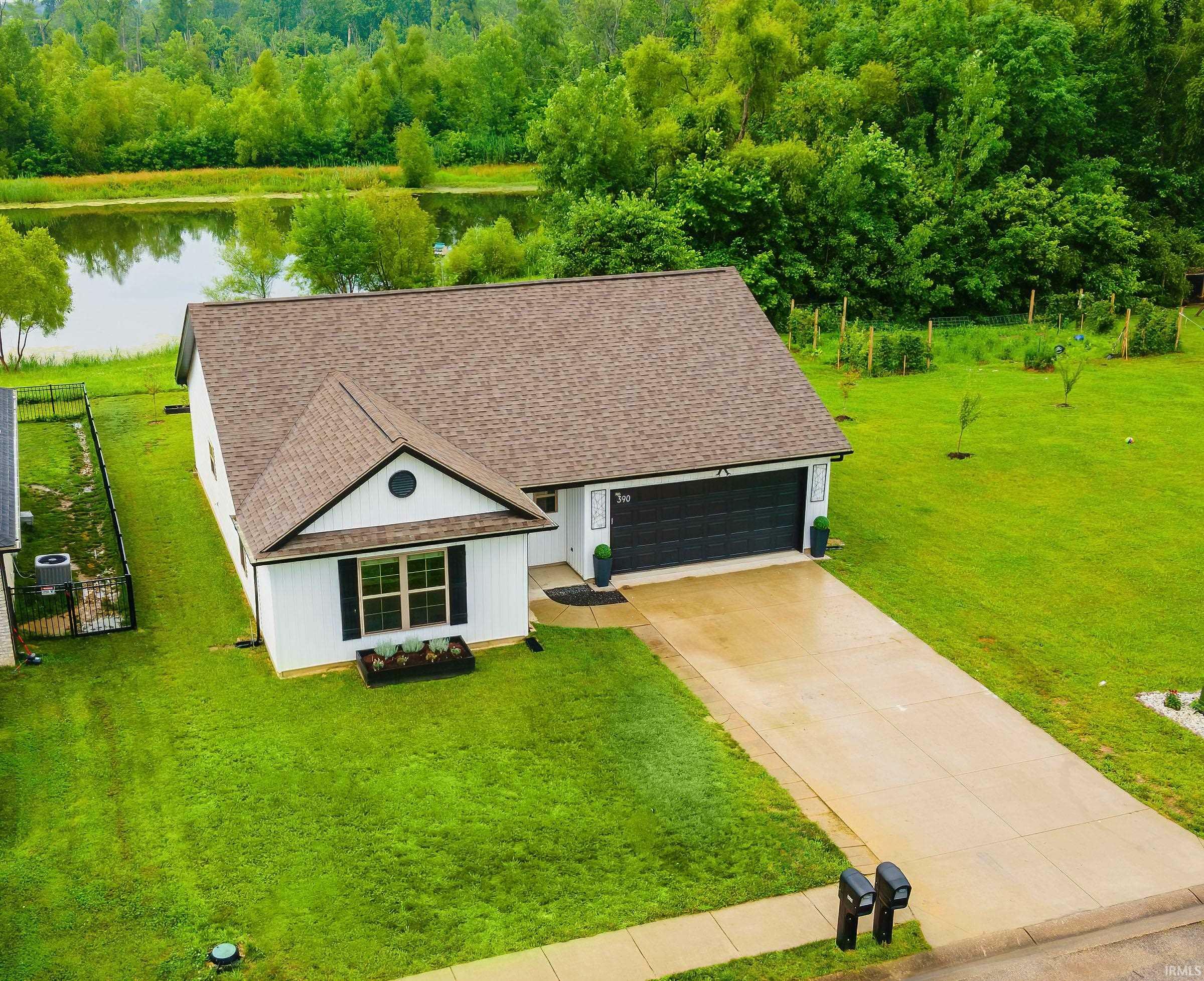 Property Photo: 390 Mallard Circle IN 47610