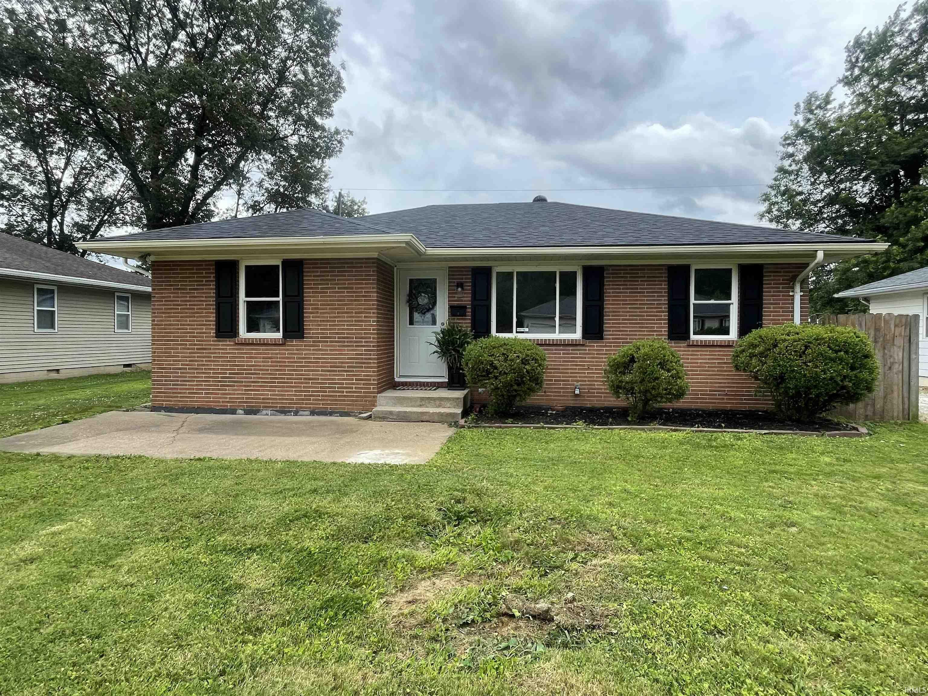 2129 Sweetser Avenue  Evansville IN 47714 photo