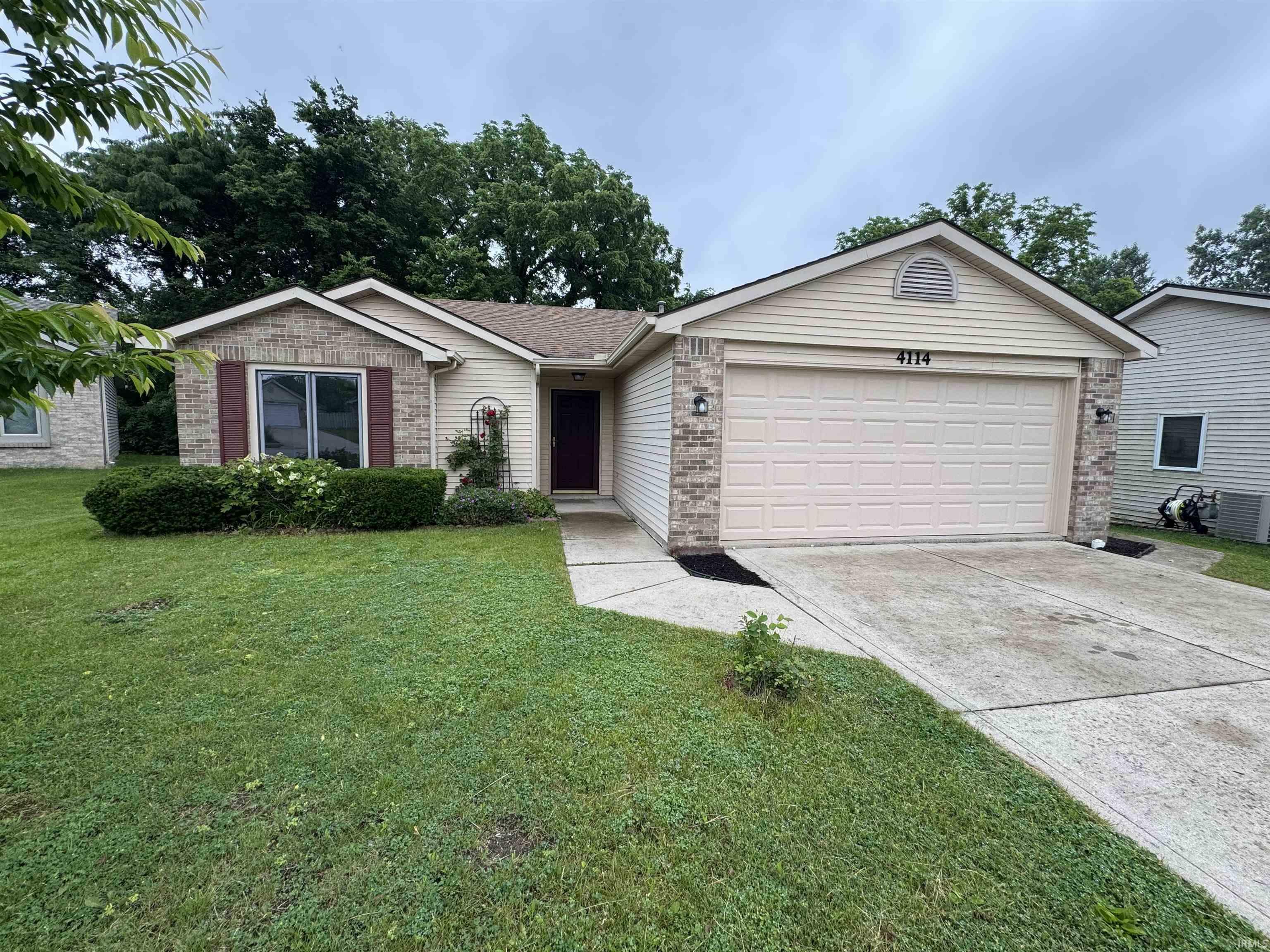 Property Photo: 4114 Harris Meadow Court IN 46808