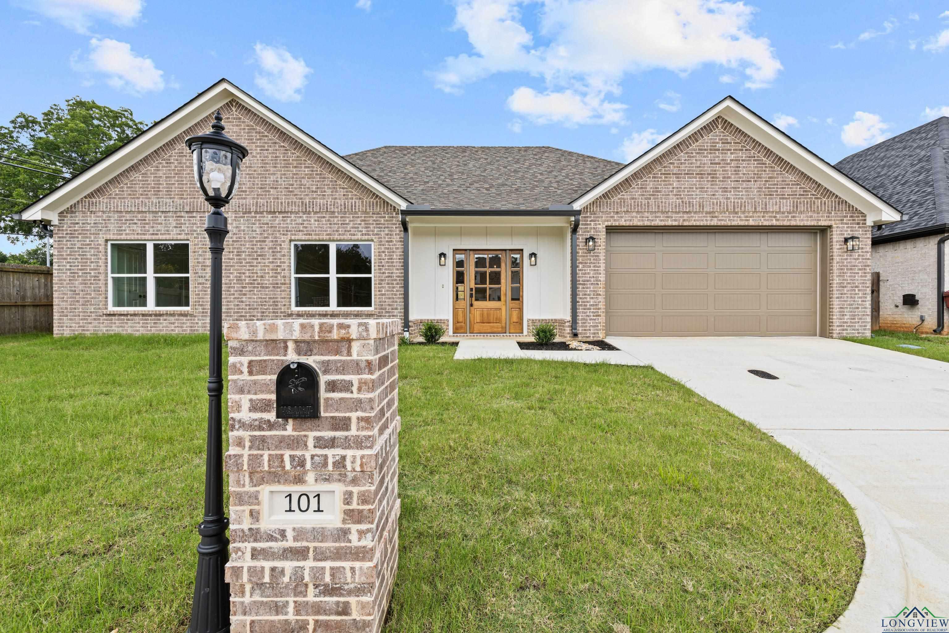 Property Photo: 101 Champions Drive TX 75650