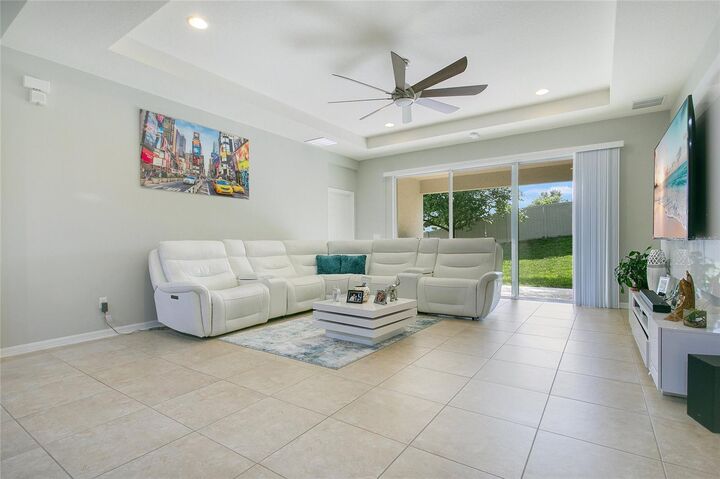 Property Photo:  4918 Wildwood Pointe Road  FL 34787 