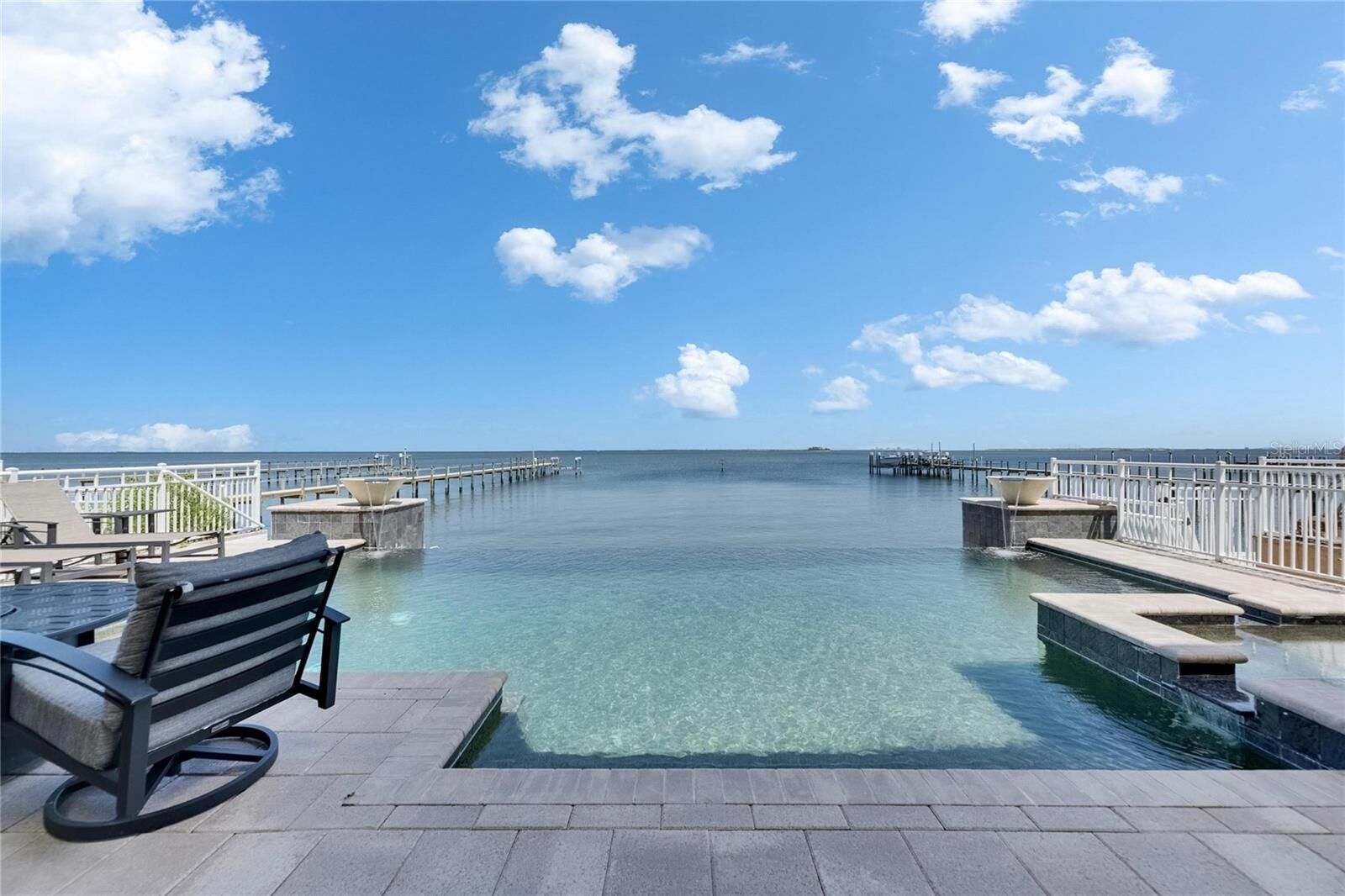 Property Photo: 6418 Bright Bay Court FL 33572