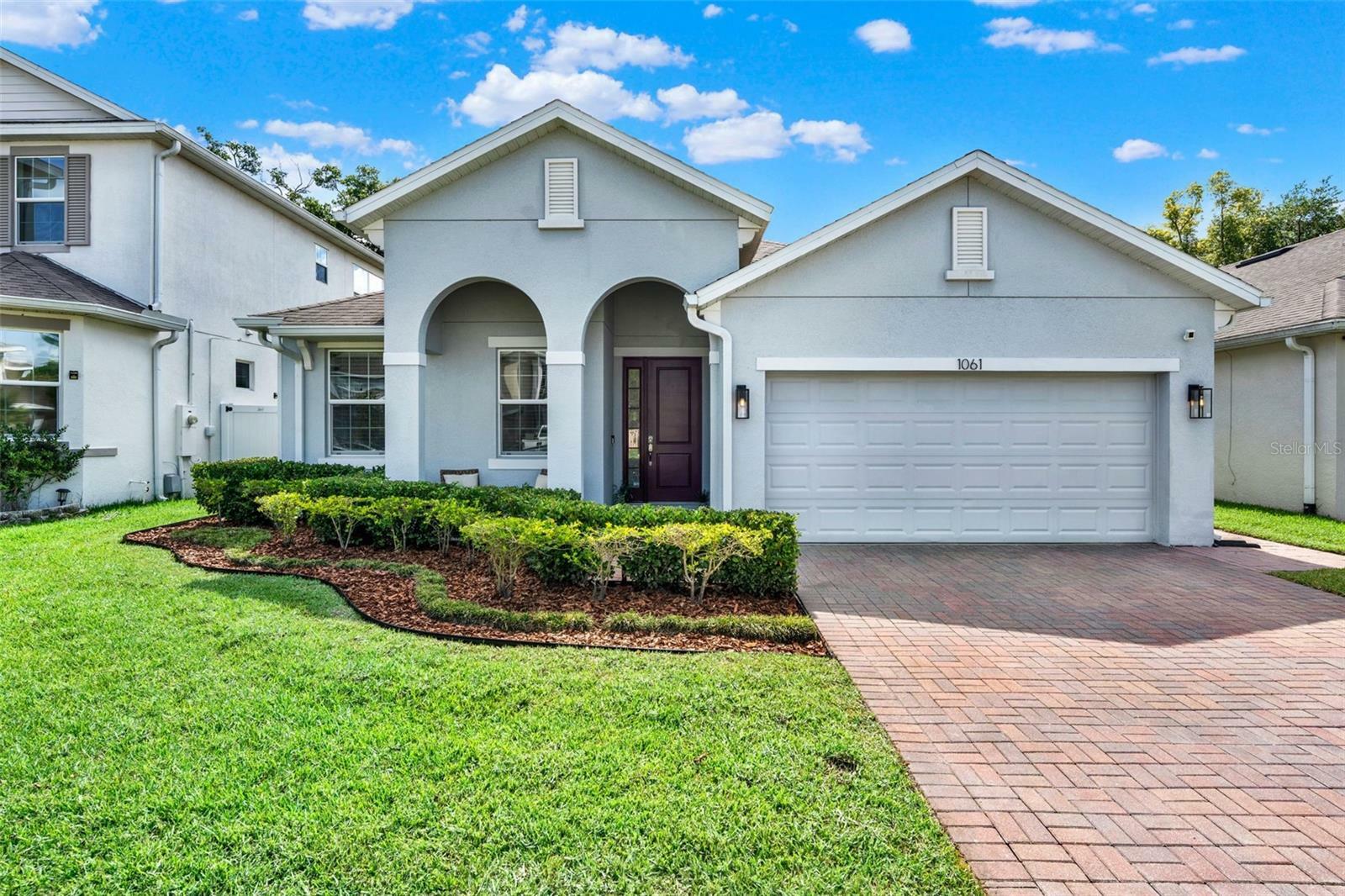 Property Photo: 1061 Castlevecchio Loop FL 32825