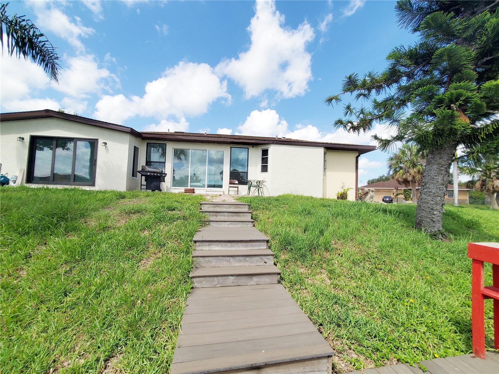 Property Photo: 3456 Highlands Road FL 33983