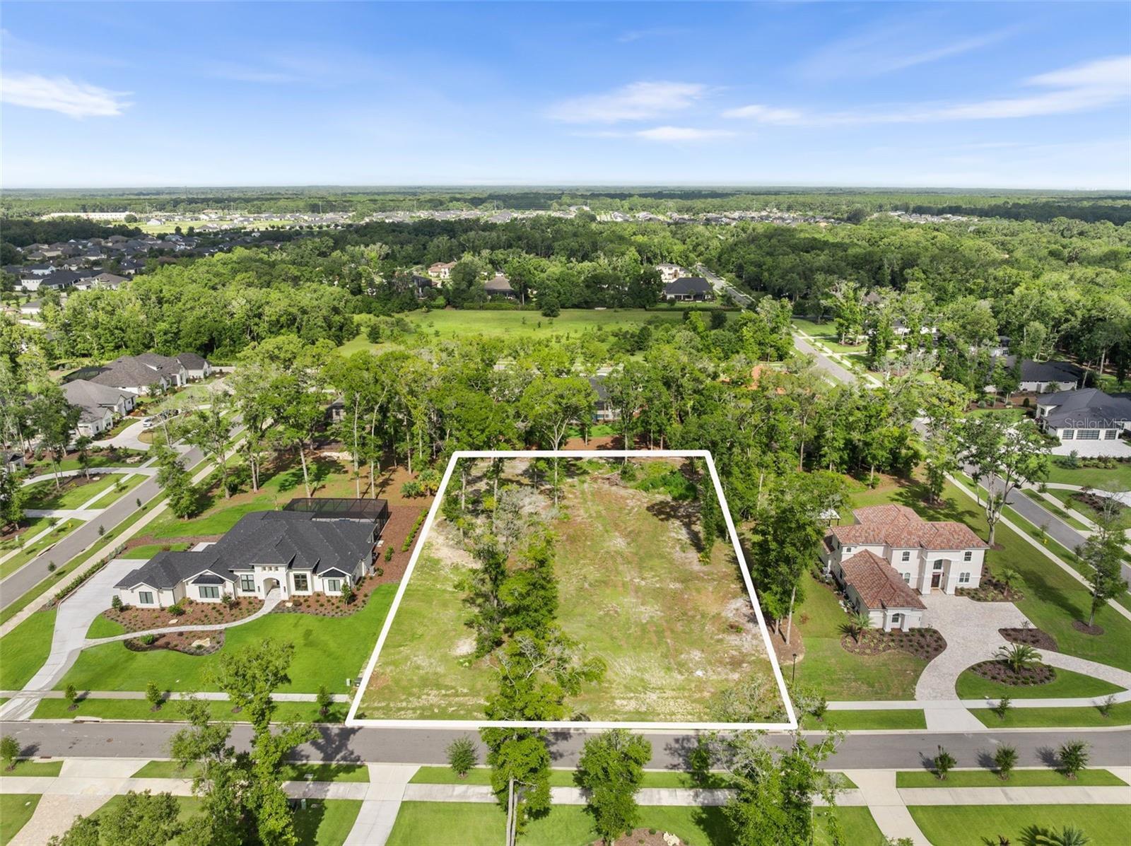 Property Photo: 3120 SW 108th Way FL 32608