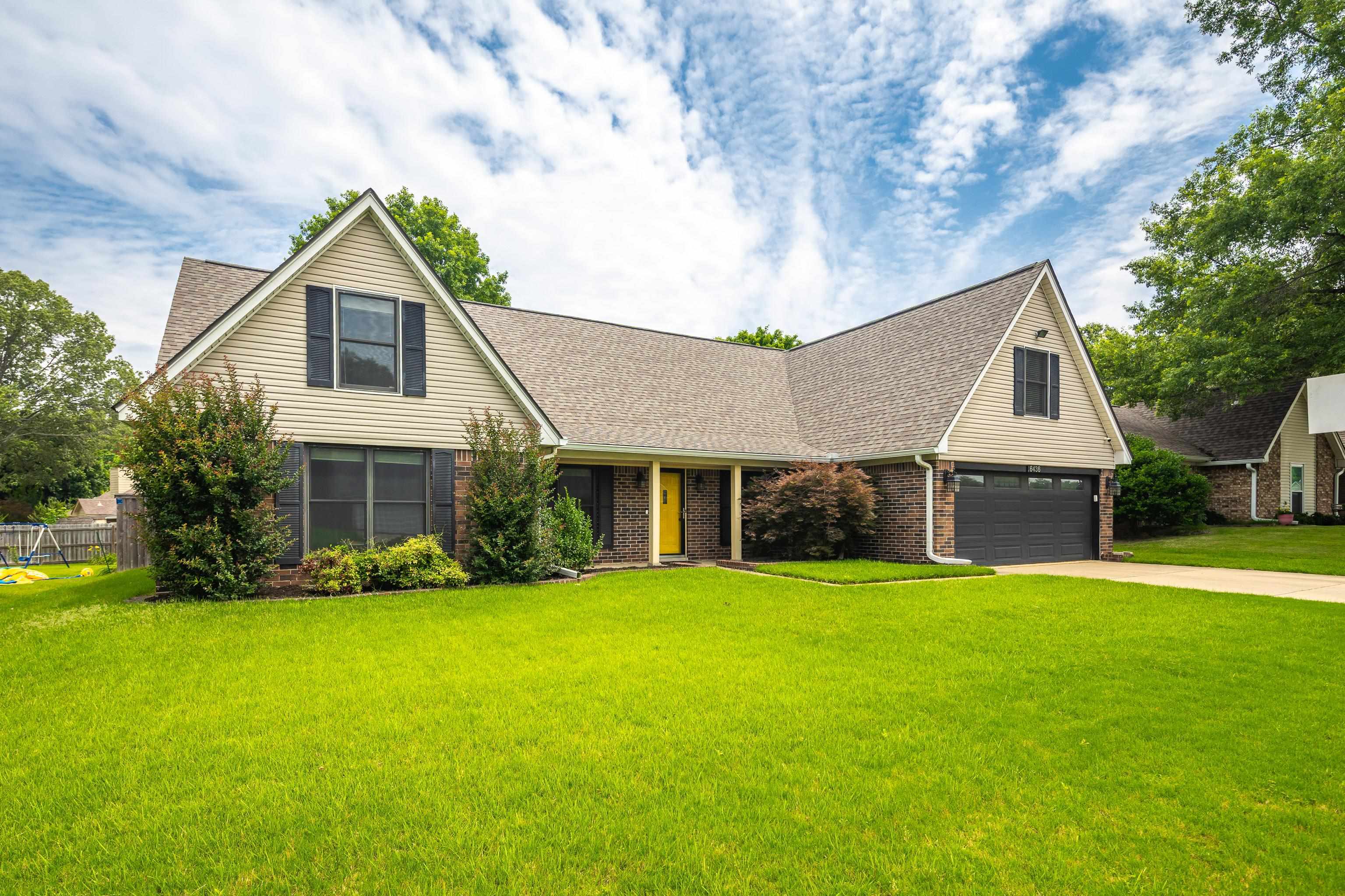 Property Photo: 6436 Eastbrier Dr TN 38135