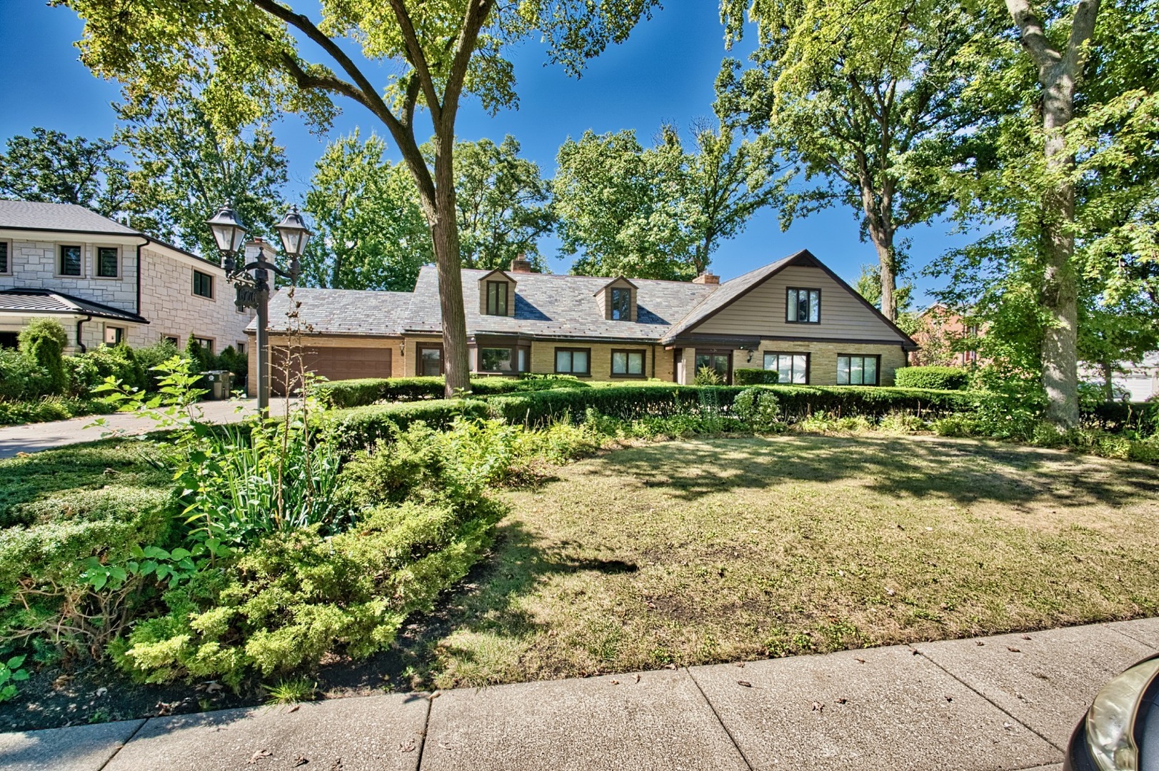 Property Photo: 6776 N Laporte Avenue IL 60712