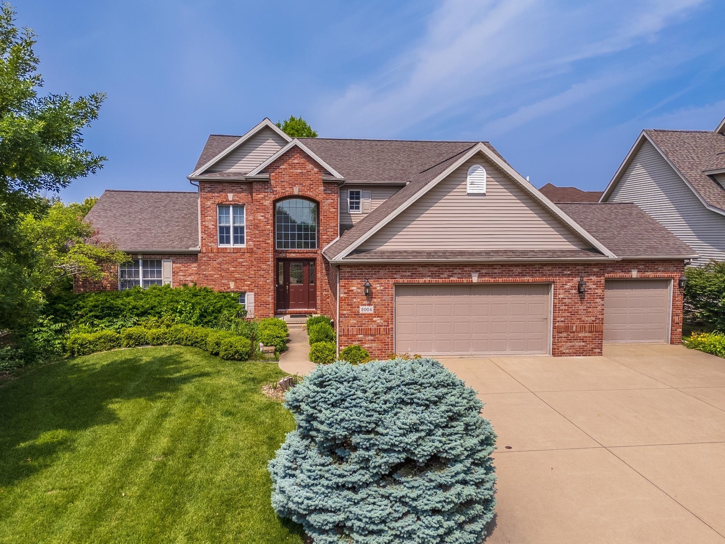 2004 Withers Lane  Bloomington IL 61704 photo