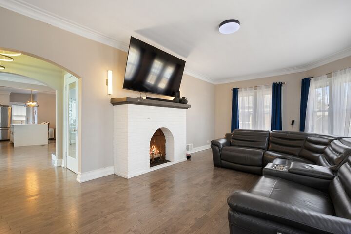 Property Photo: 3336 Grand Boulevard IL 60513