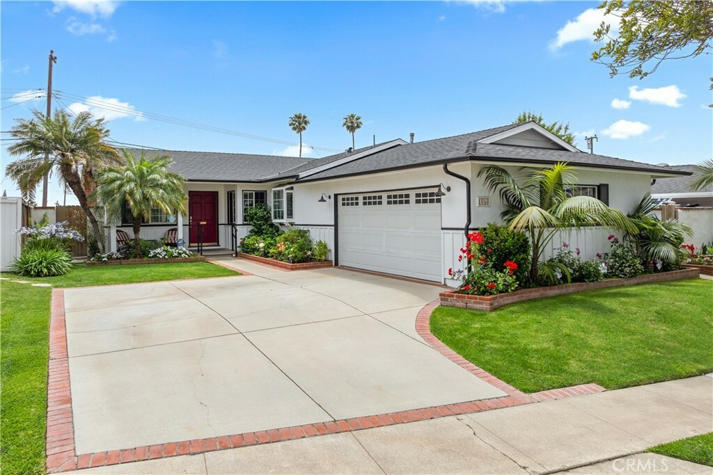 1050 Marvista Avenue  Seal Beach CA 90740 photo