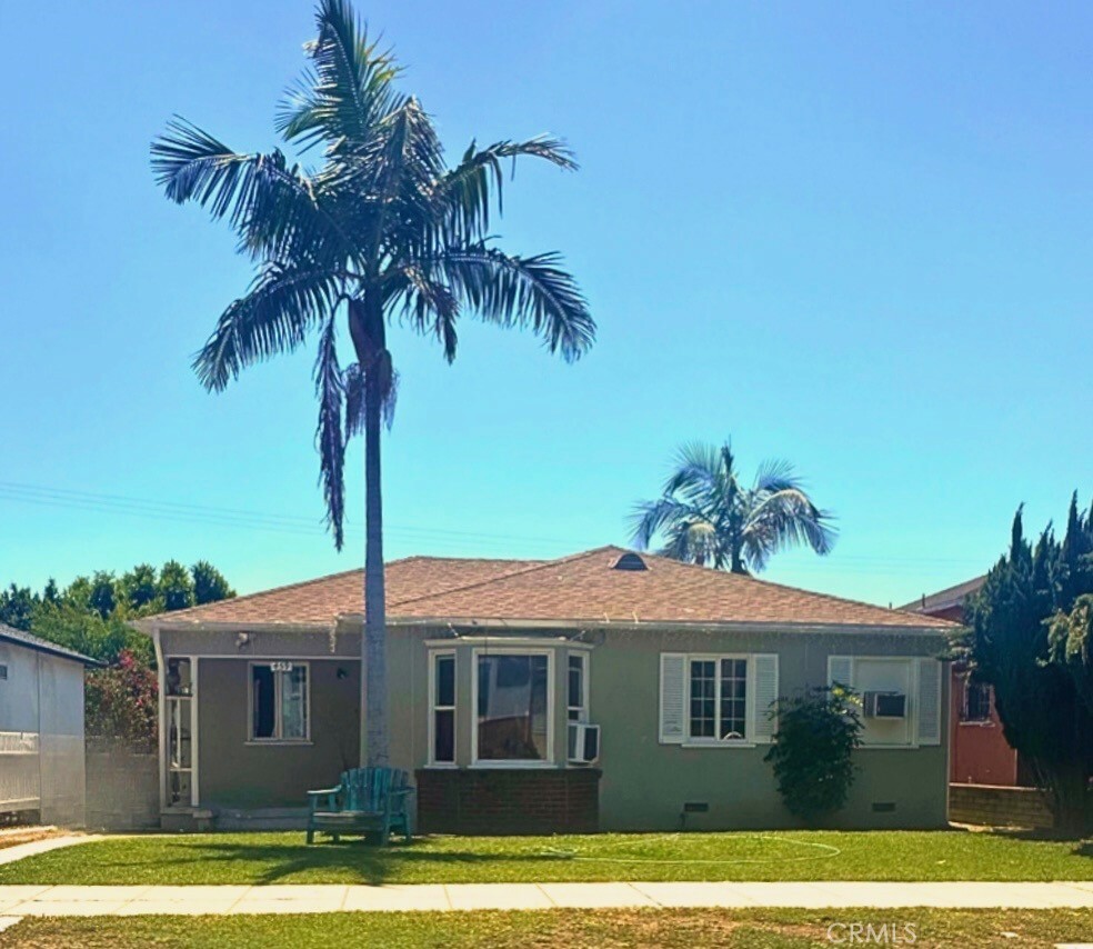 Property Photo:  459 Via Luneto  CA 90640 