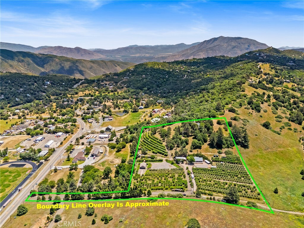 Property Photo: 2645 Apple Lane CA 92036
