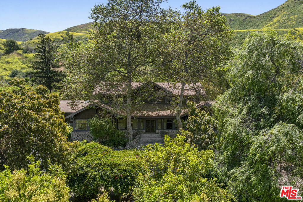 15454 S Mountain Road  Santa Paula CA 93060 photo