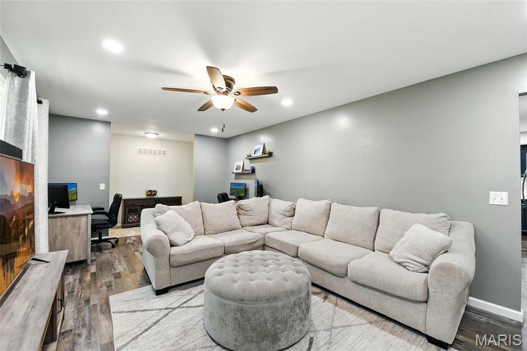 Property Photo: 28 Meadow Ridge Drive MO 63376