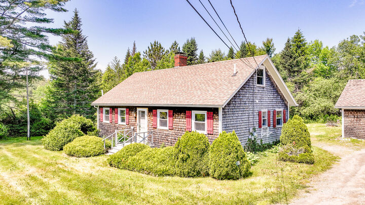 221 Lincolnville Avenue  Belfast ME 04915 photo