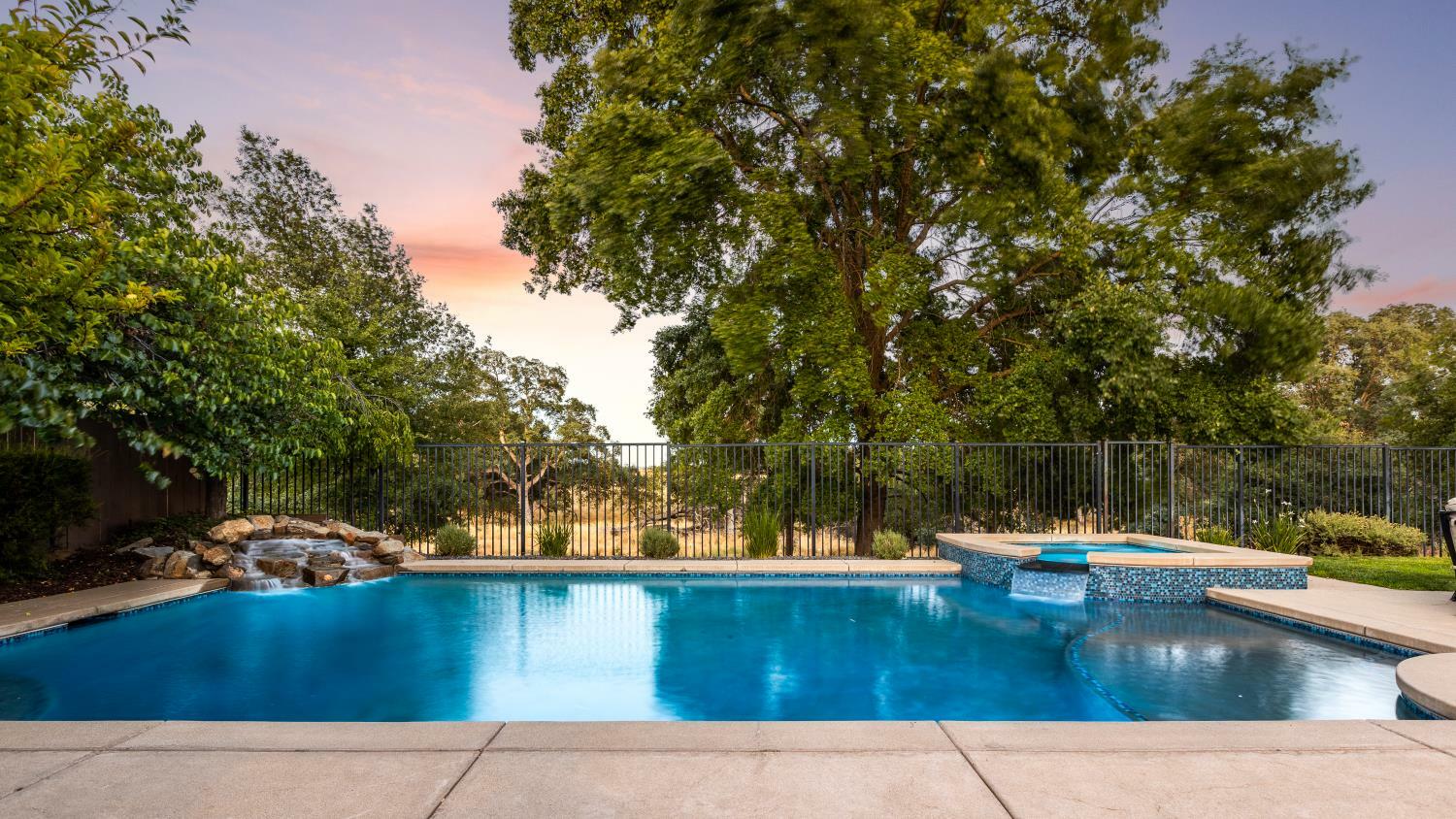 Property Photo: 1584 Diamond Woods Circle CA 95747