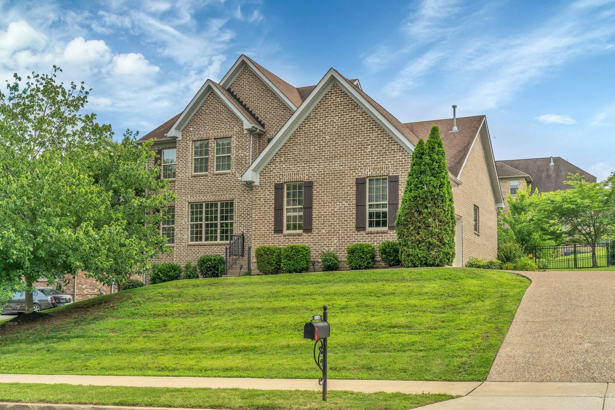 Property Photo: 147 N Shadowhaven Way TN 37075