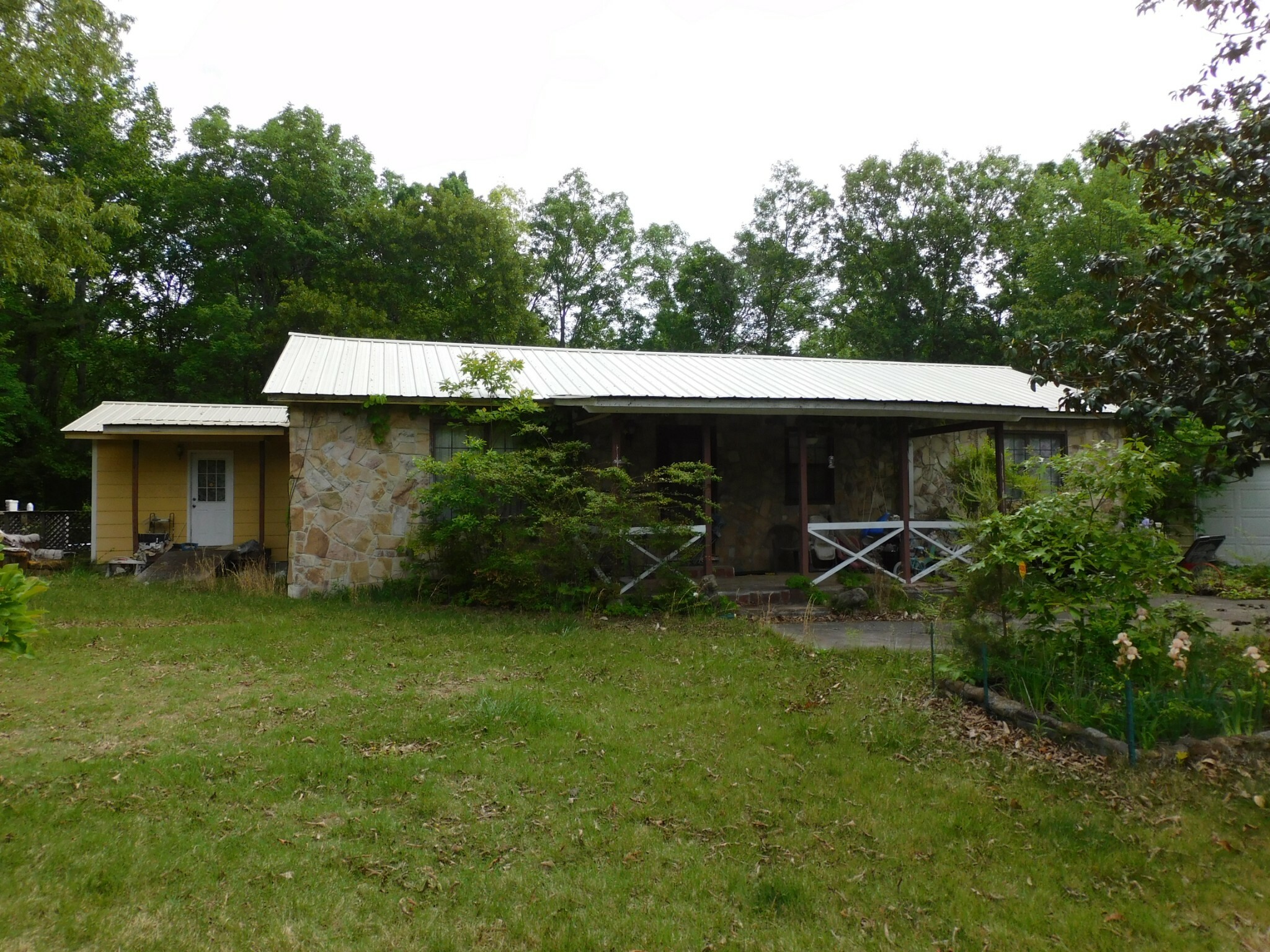 Property Photo: 6406 Brenda Ct TN 37341