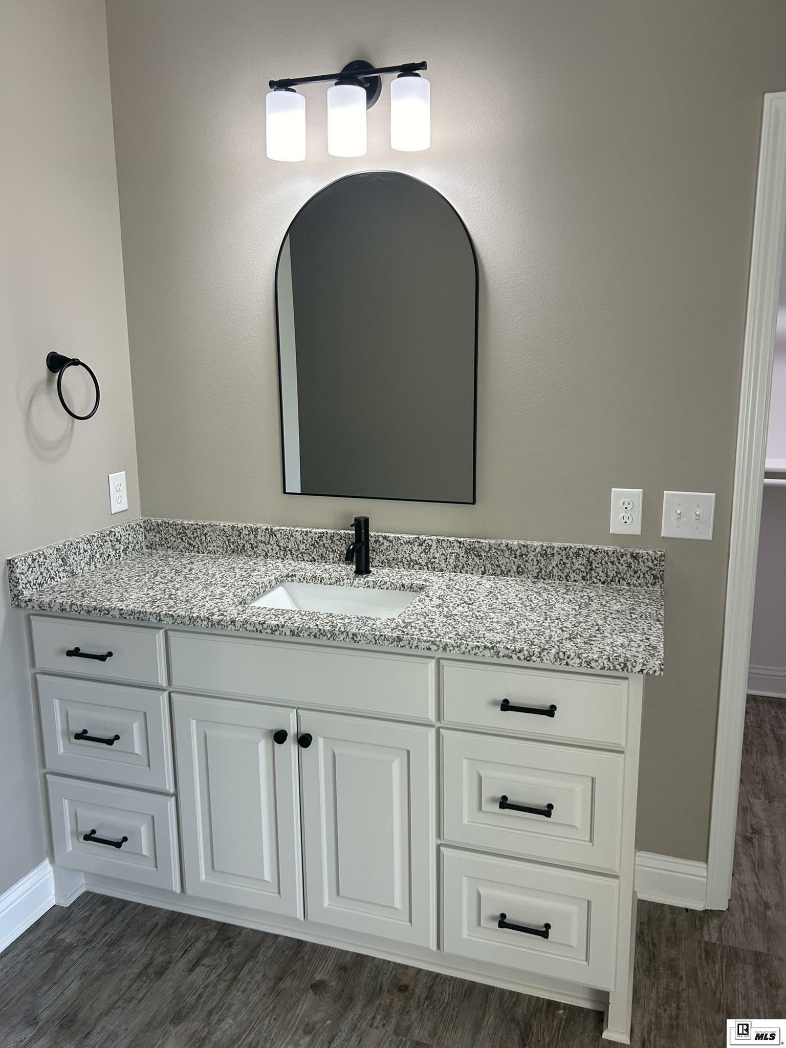 Property Photo: 122 Alder Place LA 71270