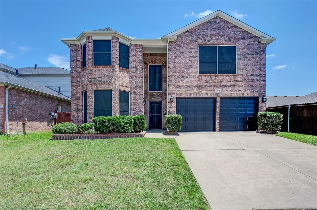 Property Photo: 8625 Charleston Avenue TX 76123
