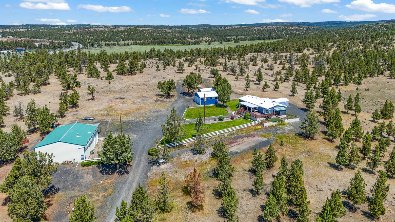 Property Photo: 11976 SE Juniper Canyon Road OR 97754