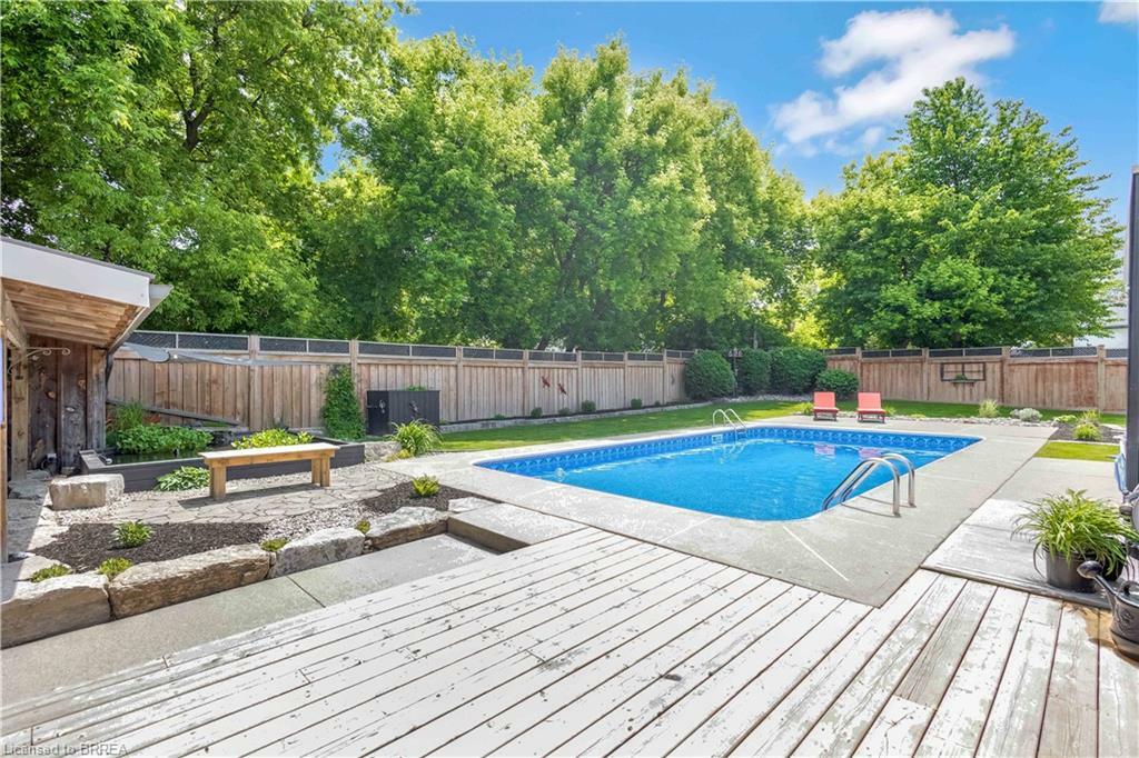 Photo de la propriété:  3 Saint Catharine Street  ON N0E 1A0 