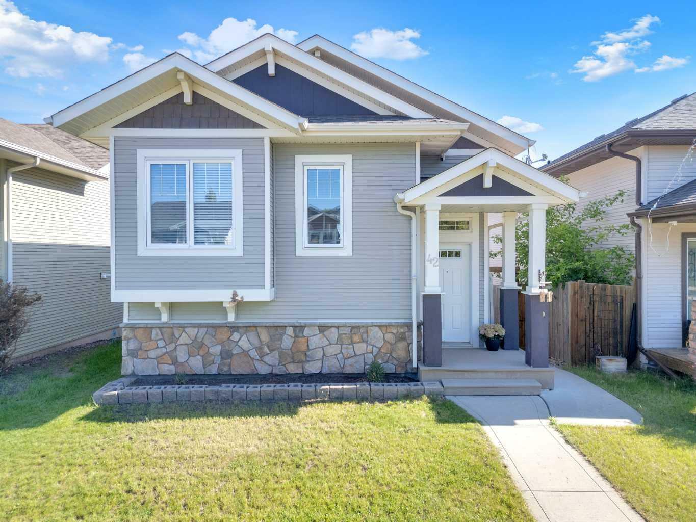 42 Regatta Way  Sylvan Lake AB T4S 0E8 photo