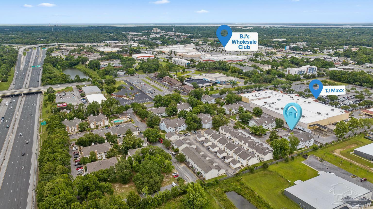 Property Photo: 601 E Burgess Rd H-3 FL 32504