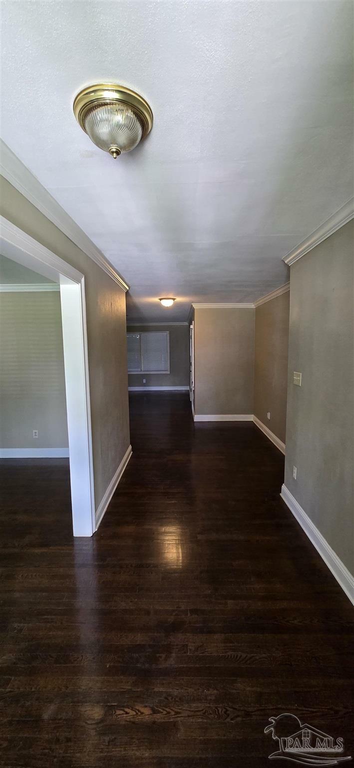 Property Photo:  381 Euclid St  FL 32503 