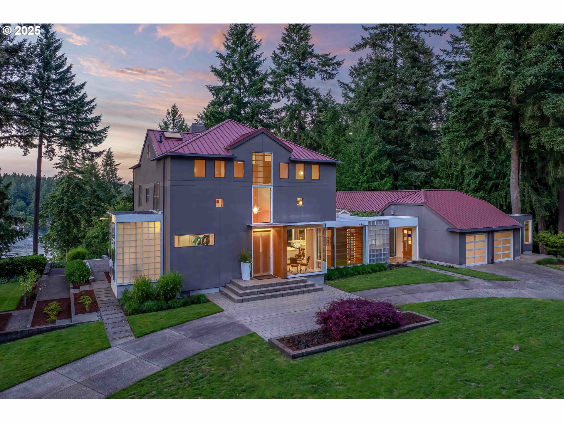 693 Terrace Dr  Lake Oswego OR 97034 photo